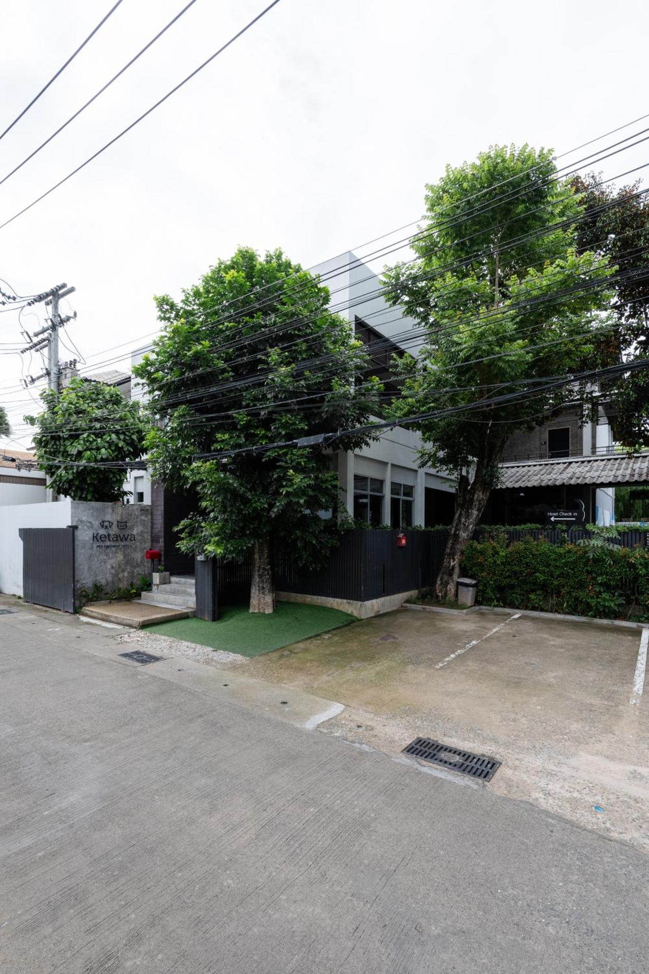 Ketawa Pet Friendly Hotel Chiang Mai Exteriör bild